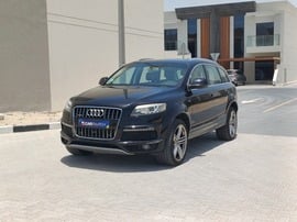 Audi Q7 Used 2015 Audi Q7 for sale in Dubai