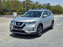 نيسان اكس تريل مستعمله 2020 نيسان اكس تريل للبيع فى أبوظبي