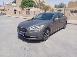 Kia Quoris Used 2015 Kia Quoris for sale in Riyadh