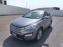 Hyundai Santa Fe Used 2013 Hyundai Santa Fe for sale in Jeddah