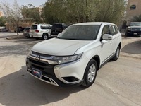 ميتسوبيشي اوت لاندر