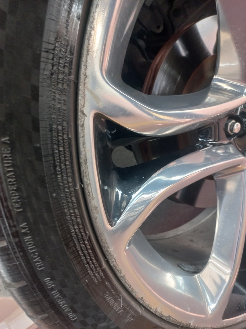 Used 2014 Ford Edge for sale in Dubai