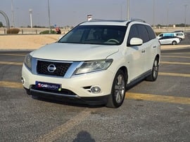 Nissan Pathfinder Used 2015 Nissan Pathfinder for sale in Abu Dhabi
