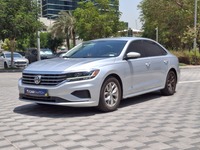 Used 2021 Volkswagen Passat for sale in Dubai