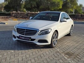Mercedes C200 Used 2015 Mercedes C200 for sale in Abu Dhabi