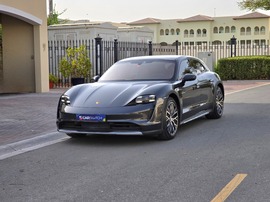 Porsche Taycan Used 2022 Porsche Taycan for sale in Dubai