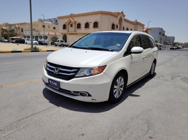Honda Odyssey Used 2015 Honda Odyssey for sale in Al Khobar