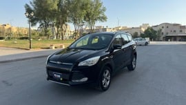 Ford Escape Used 2015 Ford Escape for sale in Riyadh