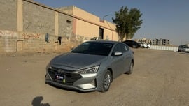 Hyundai Elantra Used 2020 Hyundai Elantra for sale in Riyadh