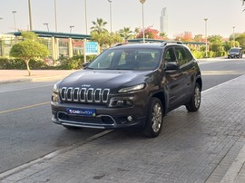 Jeep Cherokee Used 2017 Jeep Cherokee for sale in Dubai