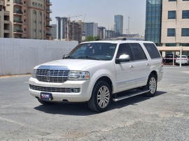 Lincoln Navigator Used 2014 Lincoln Navigator for sale in Dubai