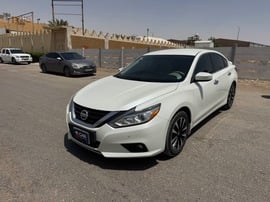 Nissan Altima Used 2019 Nissan Altima for sale in Riyadh
