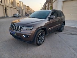جيب جراند شيروكي مستعمله 2019 جيب جراند شيروكي للبيع فى الرياض