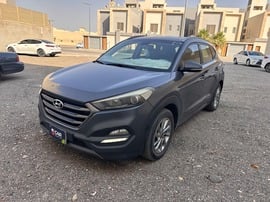 Hyundai Tucson Used 2016 Hyundai Tucson for sale in Riyadh