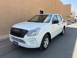 ايسوزو D-Max مستعمله 2022 ايسوزو D-Max للبيع فى الرياض