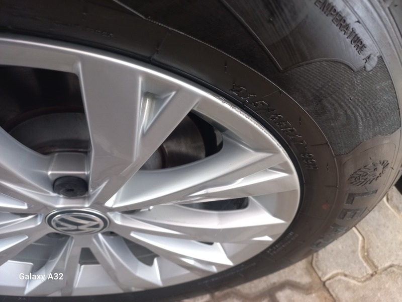 Used 2018 Volkswagen Tiguan for sale in Abu Dhabi