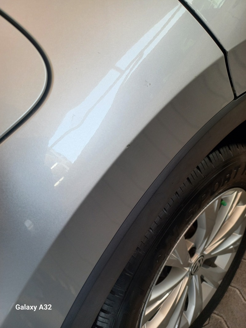 Used 2018 Volkswagen Tiguan for sale in Abu Dhabi