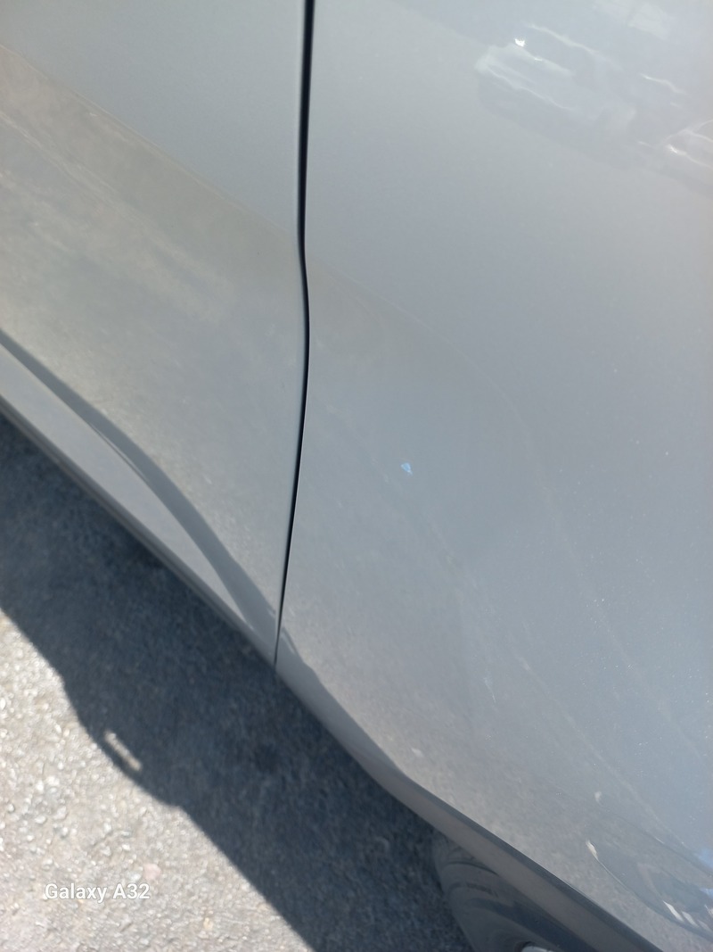 Used 2018 Ford Explorer for sale in Abu Dhabi
