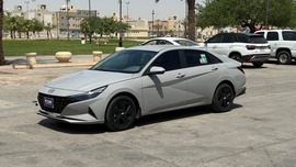 Hyundai Elantra Used 2023 Hyundai Elantra for sale in Riyadh
