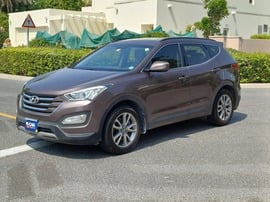 Hyundai Santa Fe Used 2014 Hyundai Santa Fe for sale in Dubai