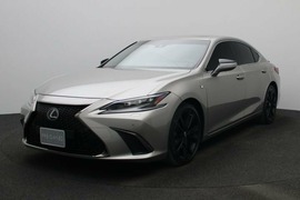 Lexus ES350 Used 2023 Lexus ES350 for sale in Abu Dhabi