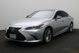 Lexus ES350 Used 2023 Lexus ES350 for sale in Dubai