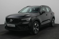 Used 2023 Volvo XC40 for sale in Dubai