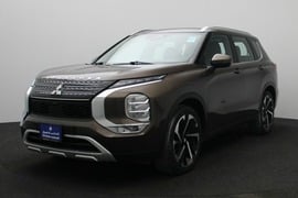 Mitsubishi Outlander Used 2023 Mitsubishi Outlander for sale in Ajman