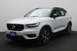 Volvo XC40 Used 2020 Volvo XC40 for sale in Dubai