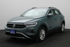 Volkswagen T-Roc Used 2023 Volkswagen T-Roc for sale in Dubai