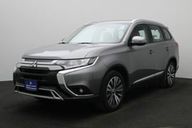 Mitsubishi Outlander Used 2022 Mitsubishi Outlander for sale in Abu Dhabi