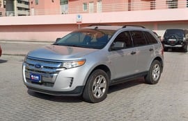 Ford Edge Used 2013 Ford Edge for sale in Dubai