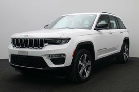 Jeep Grand Cherokee Used 2024 Jeep Grand Cherokee for sale in Sharjah
