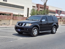 Nissan Pathfinder Used 2012 Nissan Pathfinder for sale in Dubai