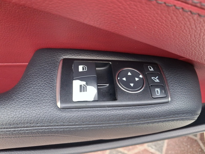 Used 2013 Mercedes SL500 for sale in Dubai