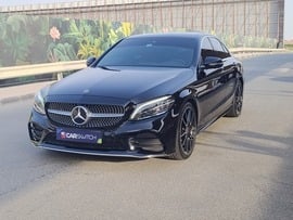 Mercedes C200 Used 2021 Mercedes C200 for sale in Abu Dhabi