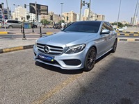 مستعمله 2016 مرسيدس C200 للبيع فى الشارقة