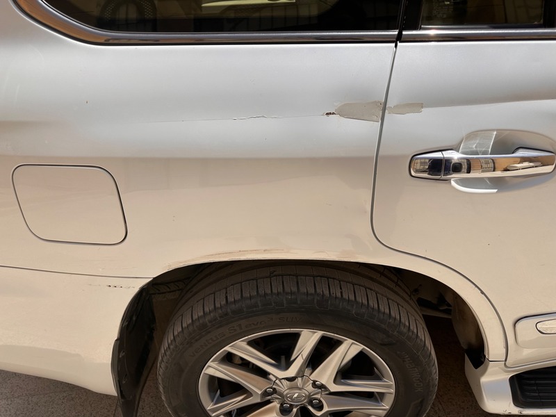 Used 2013 Lexus LX570 for sale in Riyadh