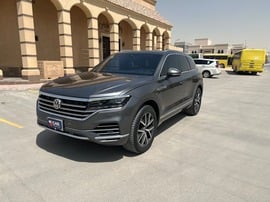 Volkswagen Touareg Used 2019 Volkswagen Touareg for sale in Riyadh
