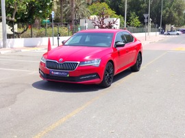 Skoda Superb Used 2022 Skoda Superb for sale in Dubai