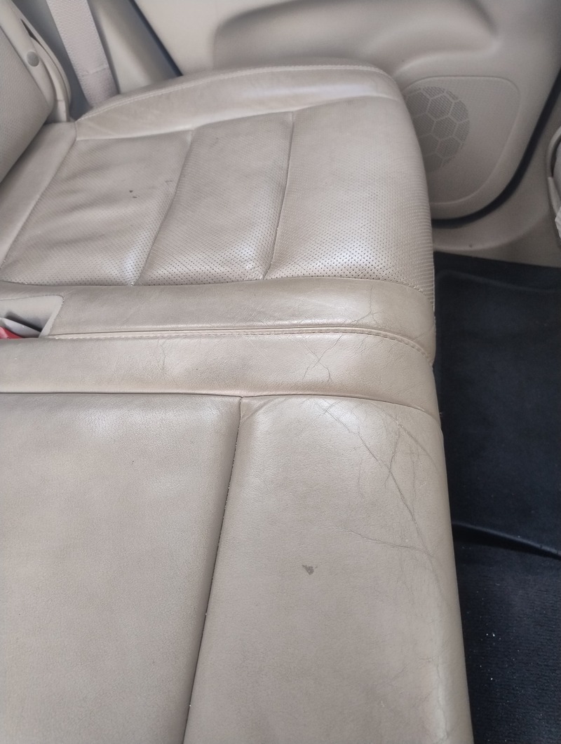 Used 2015 Jeep Grand Cherokee for sale in Abu Dhabi