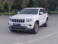 Used 2015 Jeep Grand Cherokee for sale in Abu Dhabi