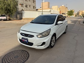 Hyundai Accent Used 2013 Hyundai Accent for sale in Riyadh