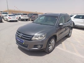 Volkswagen Tiguan Used 2014 Volkswagen Tiguan for sale in Riyadh
