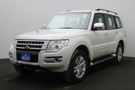 Mitsubishi Pajero Used 2020 Mitsubishi Pajero for sale in Abu Dhabi