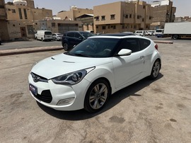 Hyundai Veloster Used 2015 Hyundai Veloster for sale in Riyadh