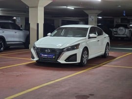 Nissan Altima Used 2023 Nissan Altima for sale in Dubai