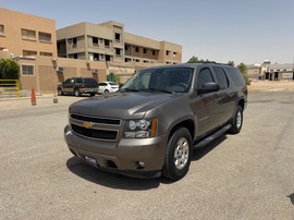 Chevrolet Tahoe Used 2014 Chevrolet Tahoe for sale in Riyadh