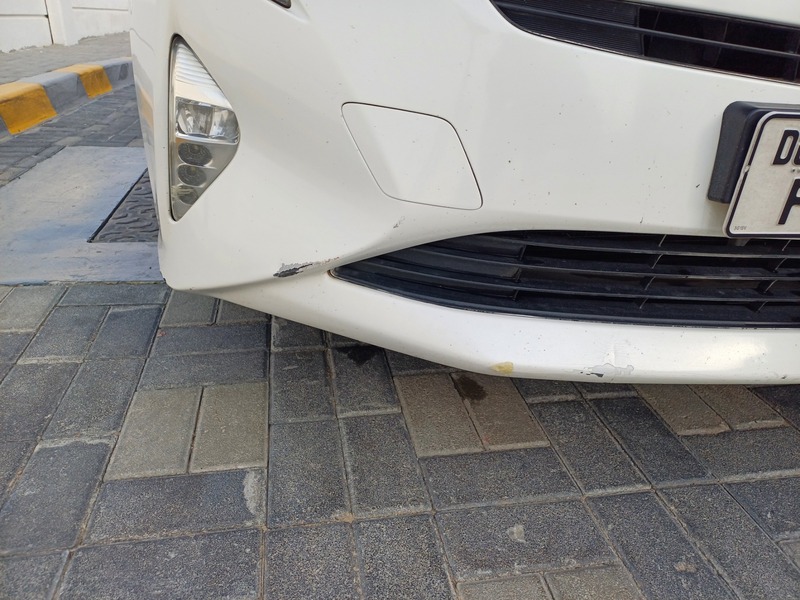 Used 2017 Toyota Prius for sale in Dubai