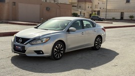 Nissan Altima Used 2018 Nissan Altima for sale in Riyadh
